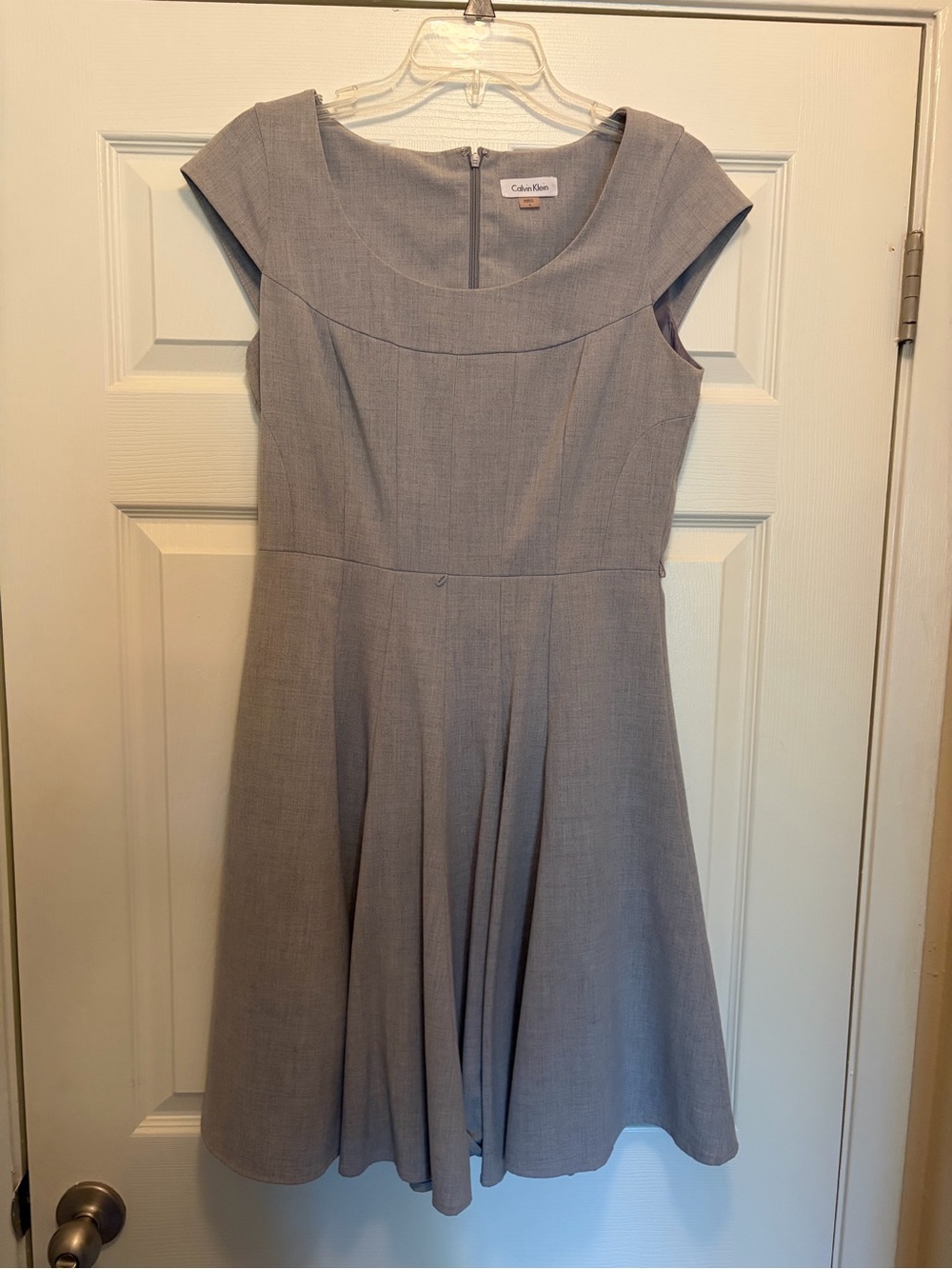 Calvin Klein Light Gray Cap-Sleeve Fit & Flare Dress Womenβs Size 6